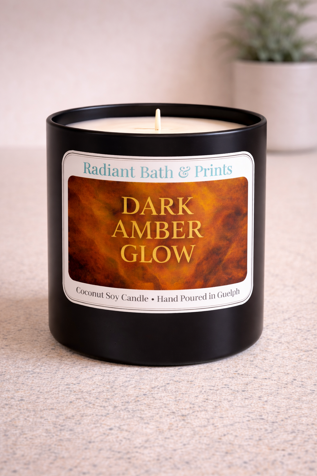 Dark Amber Glow 8oz Candle